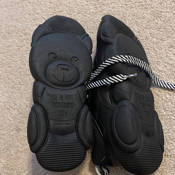 Moschino snickers - Picture 4 of 4